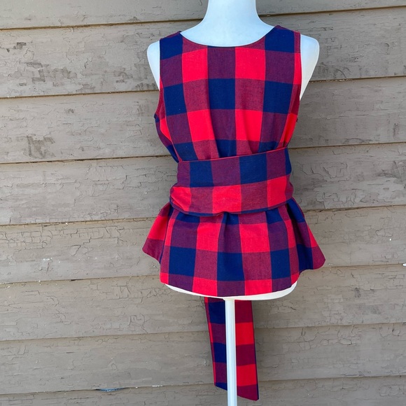 Buffalo plaid belted top! - Picture 4 of 8